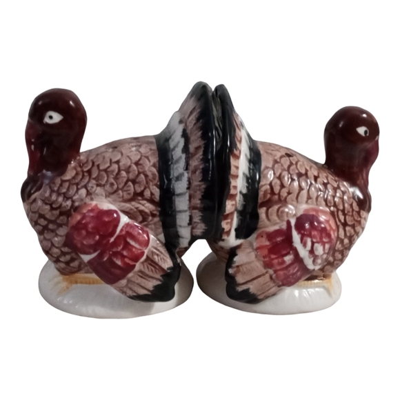 Vintage Japan Turkey Salt and Pepper Shaker Set - Picture 3 of 7